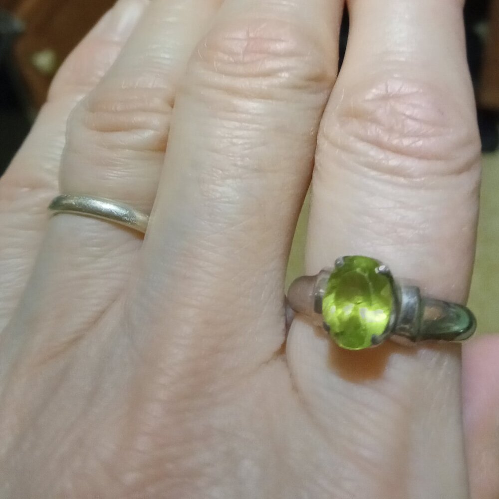 Peridot Ring In 925